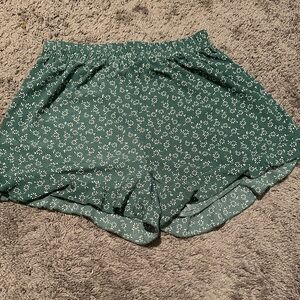 Women’s floral shorts